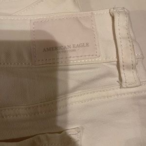 White AE mid rise super stretch crop jeggings